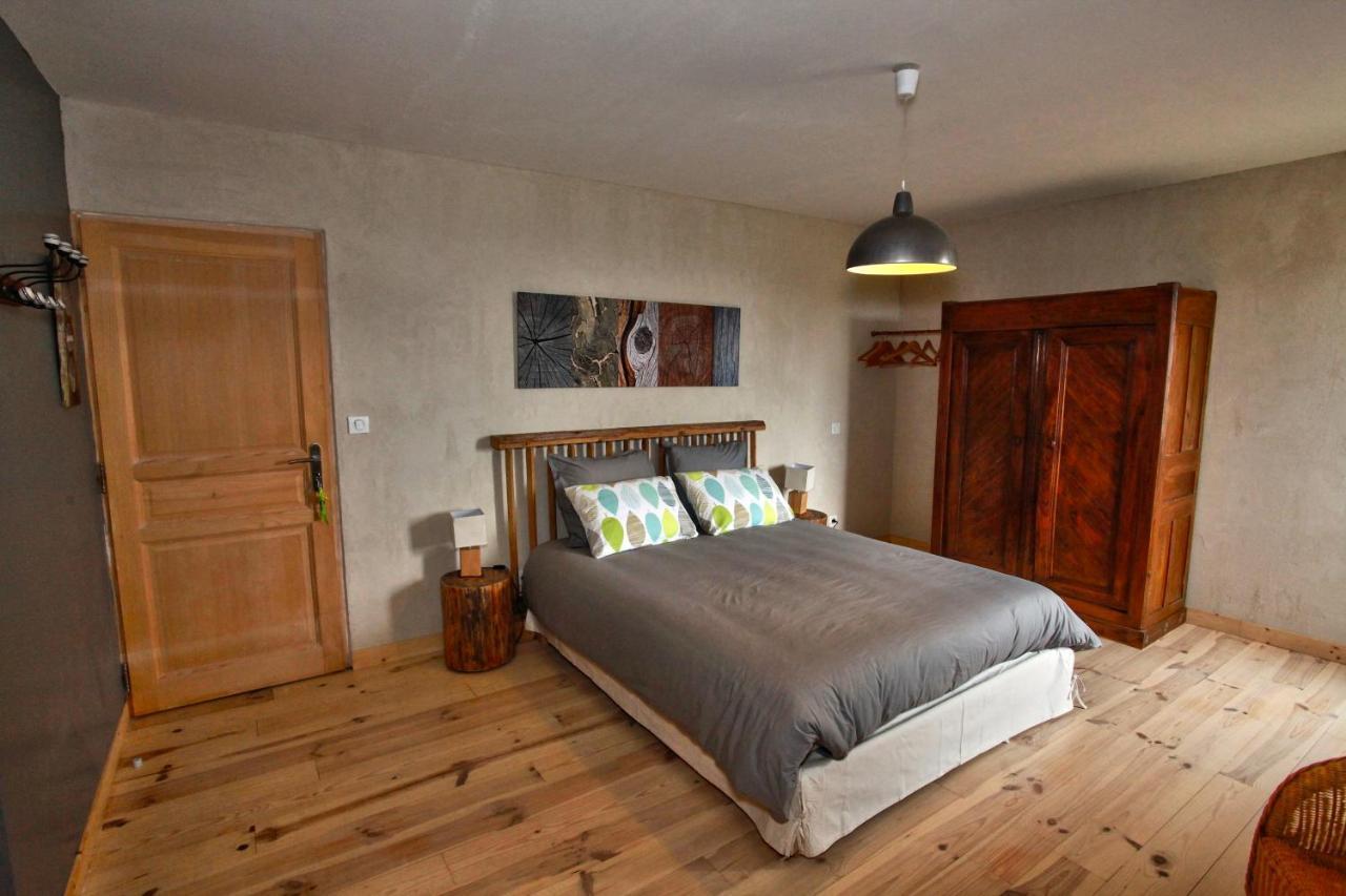 La Ferme De Madelonnet Bed and Breakfast Saint-Jeures Exteriör bild